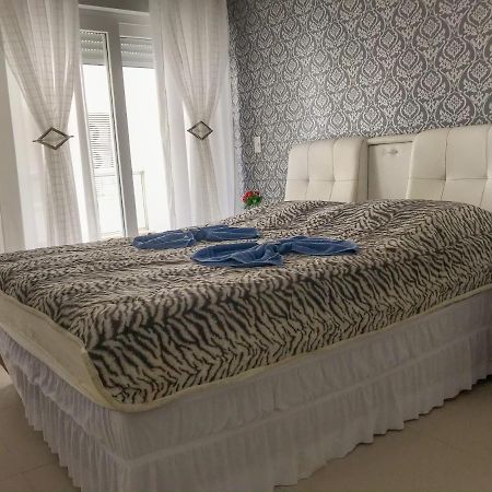 Apartamento Maravilhoso Em Florianopolis Na Praia Dos Ingleses Com Piscina Exterior photo
